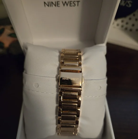 Nine West Rose Gold-Tone Watch With Pearl & Rhinestone Face - Picture 4 of 7